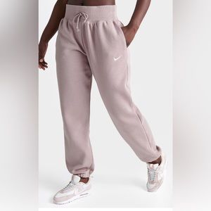 Brand New with Tags: women’s NIKE high waist fleece jogger pants